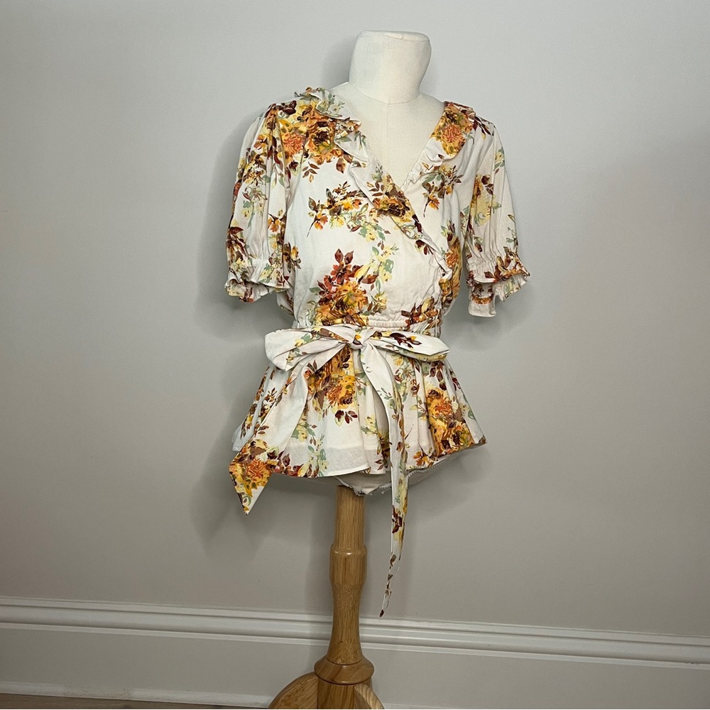 LC Lauren Conrad Floral Patterned Top